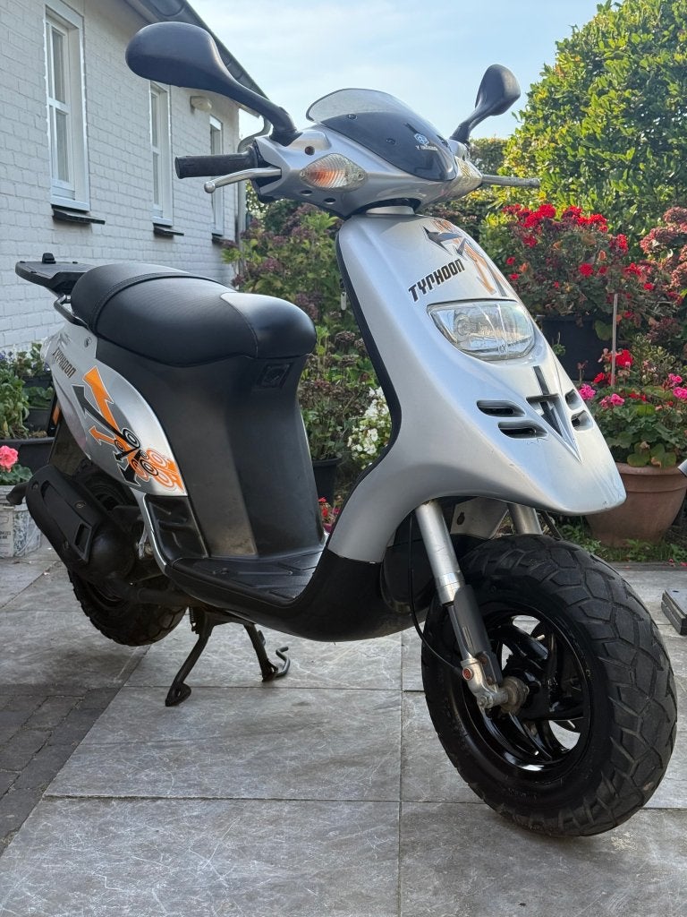⭐️Piaggio Typhoon 50cc 2 takt Zilvergrijs Brom⭐️, Niet ingevuld, Niet ingevuld, Niet ingevuld