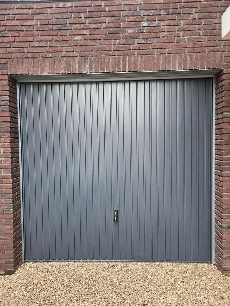Hormann N80 kanteldeur 2500x2375 (2023), Doe-het-zelf en Verbouw, Deuren en Horren, Ophalen