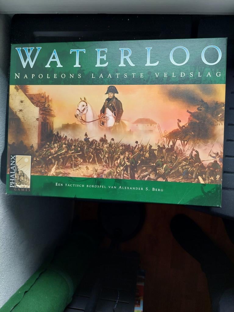 Waterloo: Napoleons Laatste Veldslag Bordspel, Een of twee spelers, Ophalen of Verzenden, Zo goed als nieuw, Phalanx Games