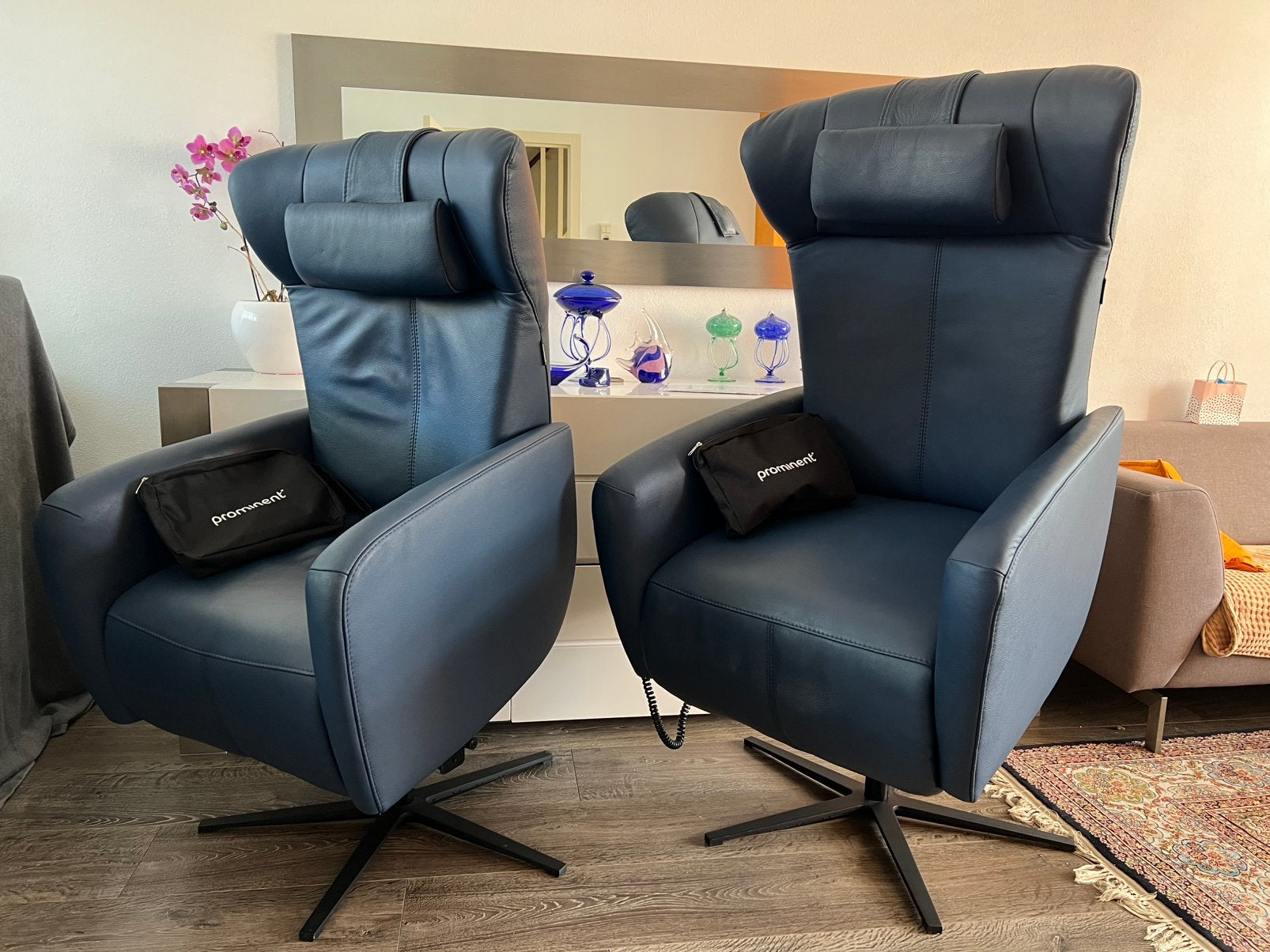 Prominent Sorisso sta op stoelen/sta op fauteuil op accu, Huis en Inrichting, Minder dan 75 cm, Leer, Ophalen of Verzenden, Zo goed als nieuw