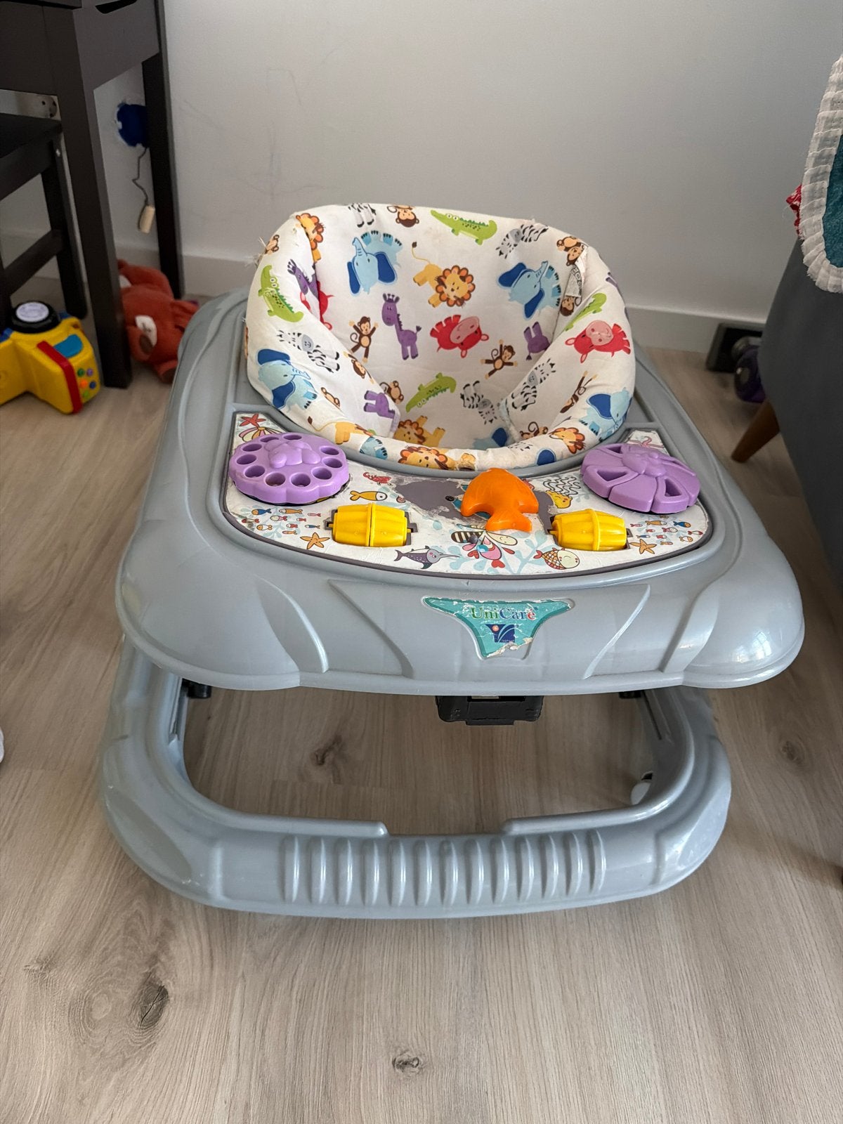 Babywalker met speelgoed en wieltjes, Ophalen, Gebruikt, Overige typen, Met wieltjes