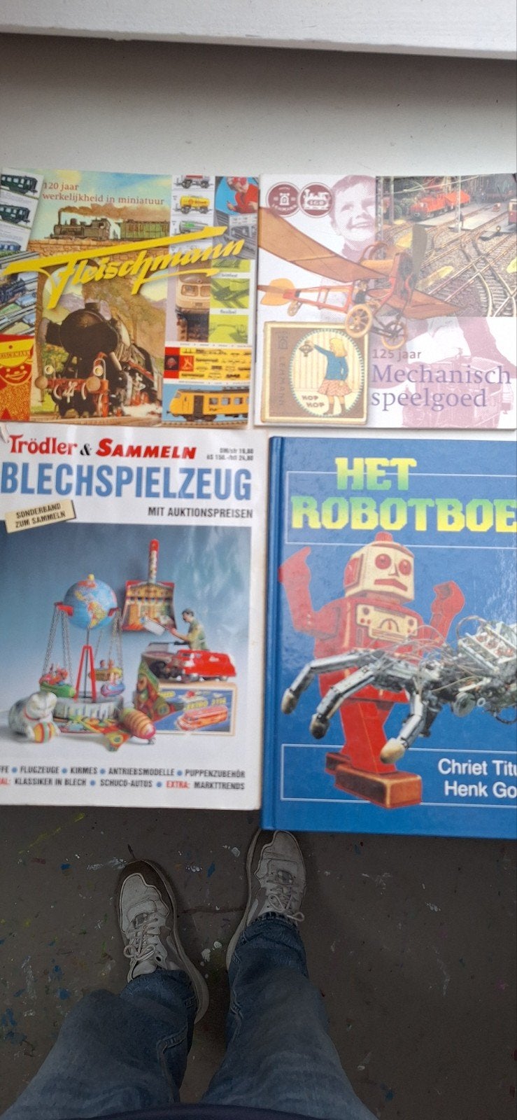 Boeken over mechanisch speelgoed en robots, Ophalen of Verzenden