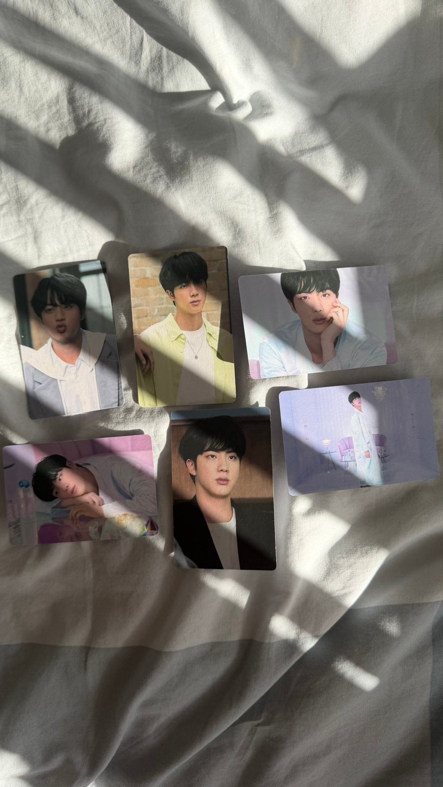 BTS PHOTOCARDS JIN, Ophalen of Verzenden, Zo goed als nieuw, Foto of Kaart