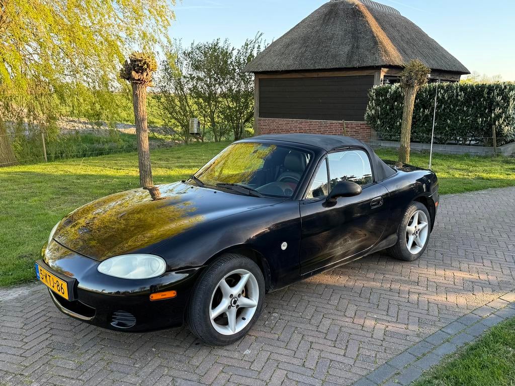 Mazda MX-5 1.6 I 1999 Zwart, Auto's, Mazda, Particulier, MX-5, Benzine, Cabriolet, Handgeschakeld, Geïmporteerd, Zwart, Achterwielaandrijving