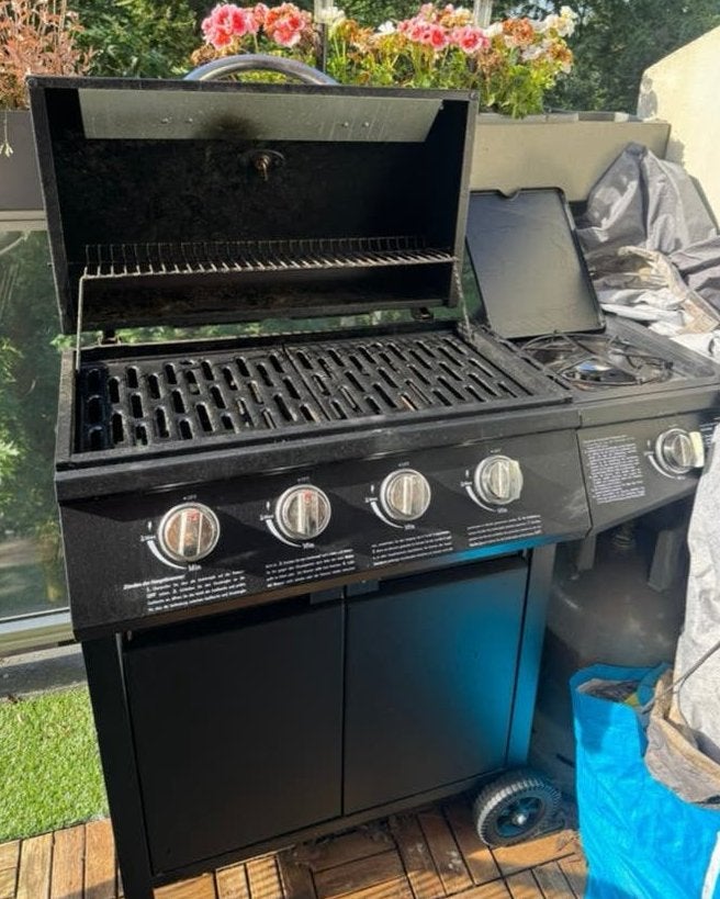 TAINO Gasbarbecue met 3 branders en zijbrander, Ophalen, Gebruikt