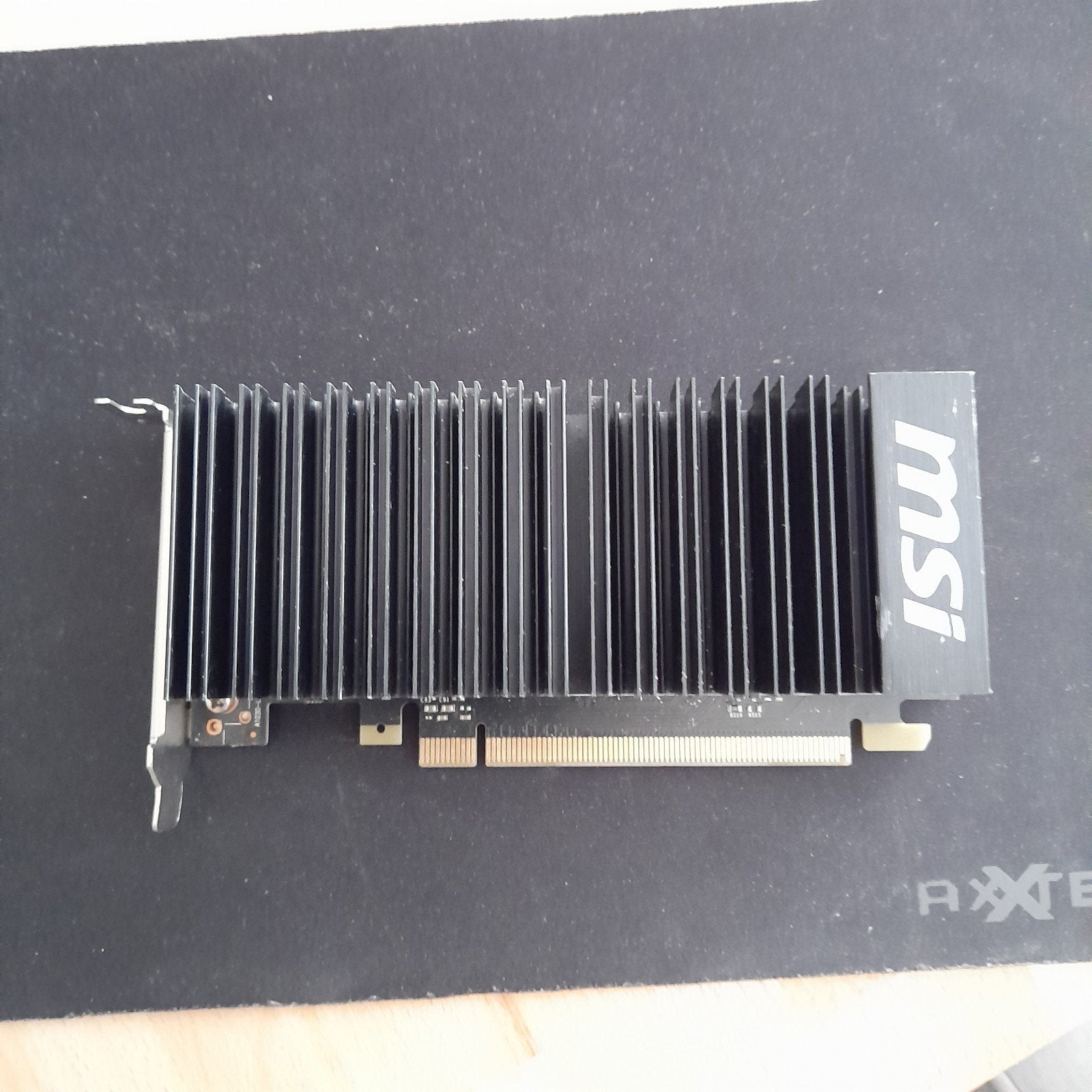 MSI GeForce GT 1030 2GD4 LP OC Videokaart, Computers en Software, Videokaarten, PCI-Express 3, Ophalen of Verzenden, Zo goed als nieuw