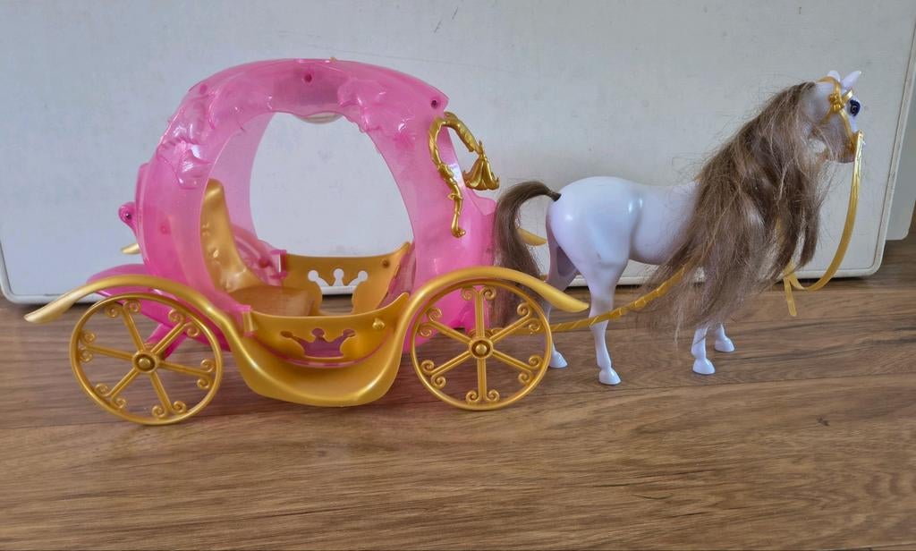 Prinsessen koets met paard en discolamp, Ophalen of Verzenden, Gebruikt, Meisje