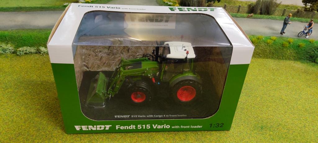 Fendt 515 Vario met voorlader. UH, Nieuw, Uh, Universal Hobbies, Tractor of Landbouw
