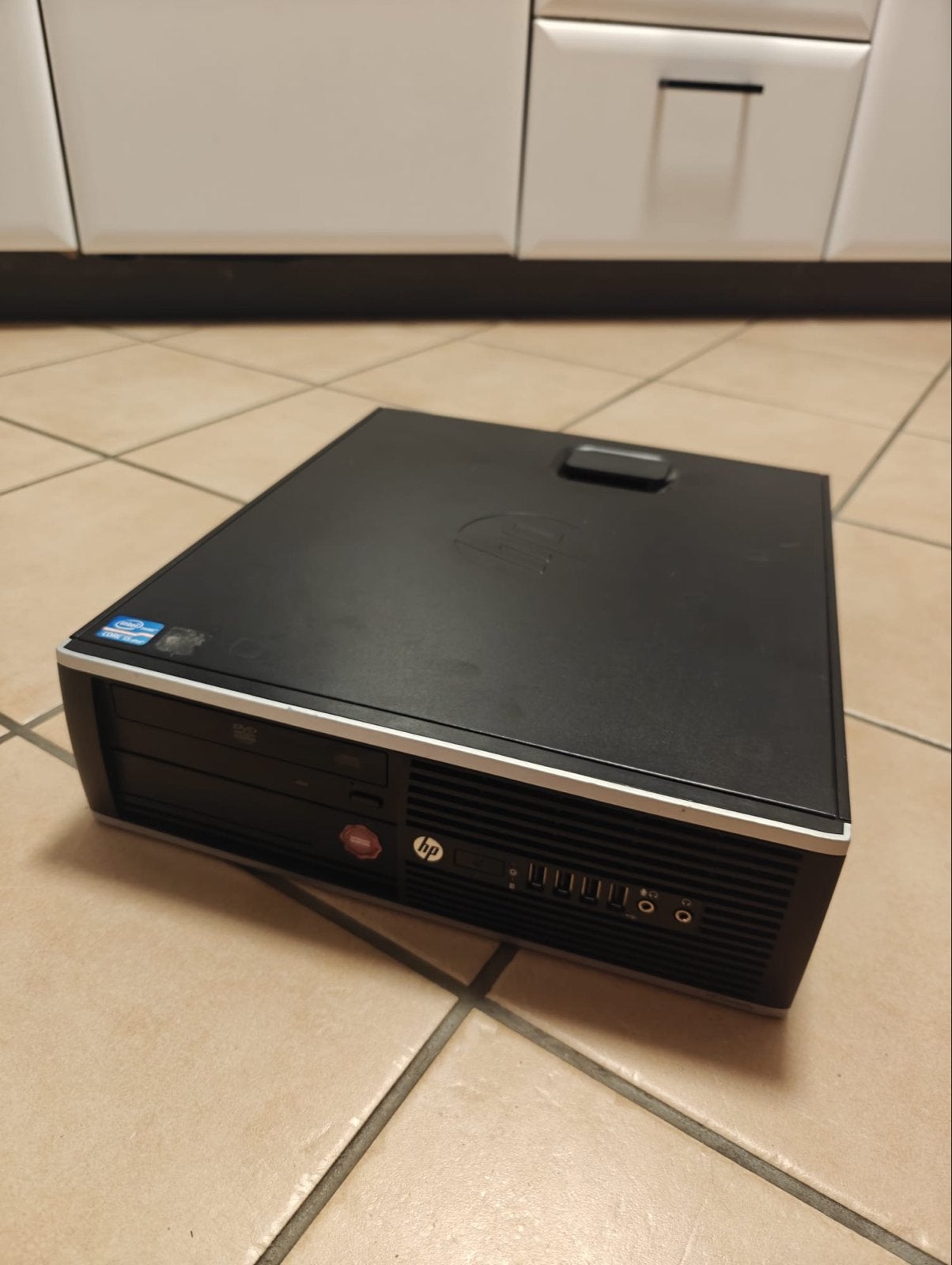 HP 8200 Elite SFF i5-2400 8GB RAM 120GB SSD Win 11 Pro, Ophalen, Gebruikt, 8 GB, SSD