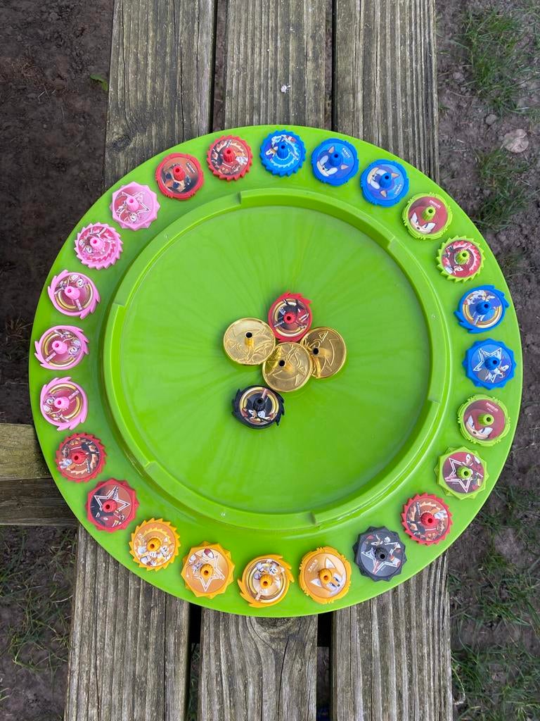 Plus Sonic Beyblade Spinner arena met Beyblades Spinners, Plus, Ophalen