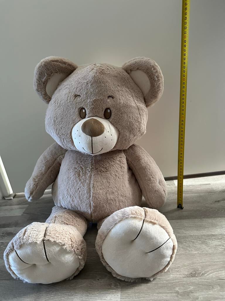 Grote zachte knuffelbeer, Verzamelen, Beren en Cherished Teddies, Ophalen of Verzenden, Zo goed als nieuw, Stoffen beer, Overige merken