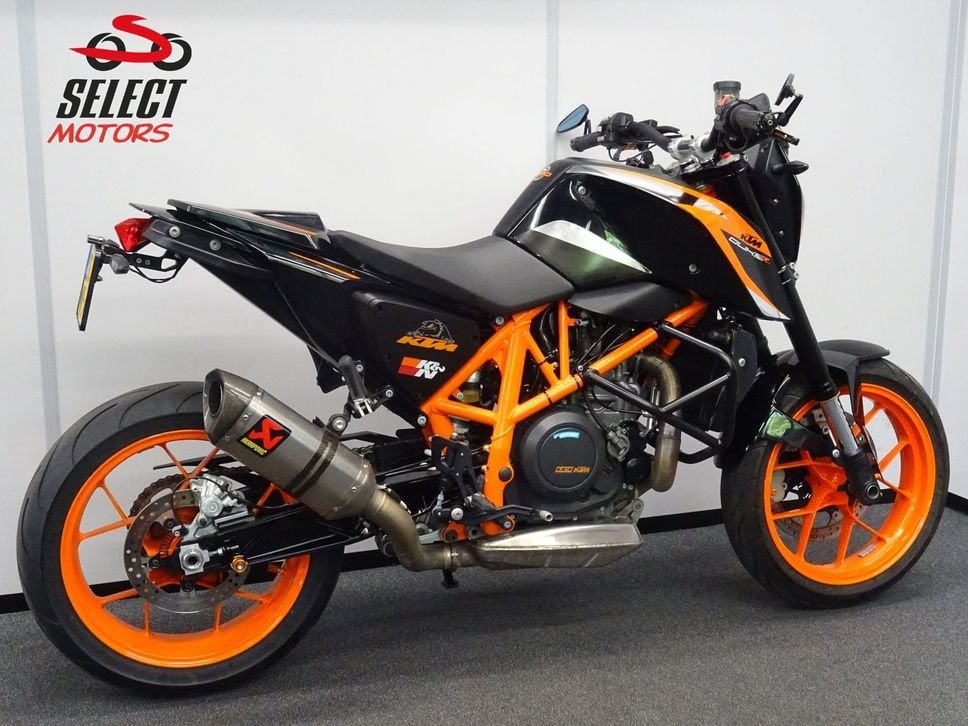 SUPER GAVE KTM 690 DUKE R BREMBO AKRAPOVIC 35KW, Motoren, 693 cc, KTM, Onbekend, Onbekend