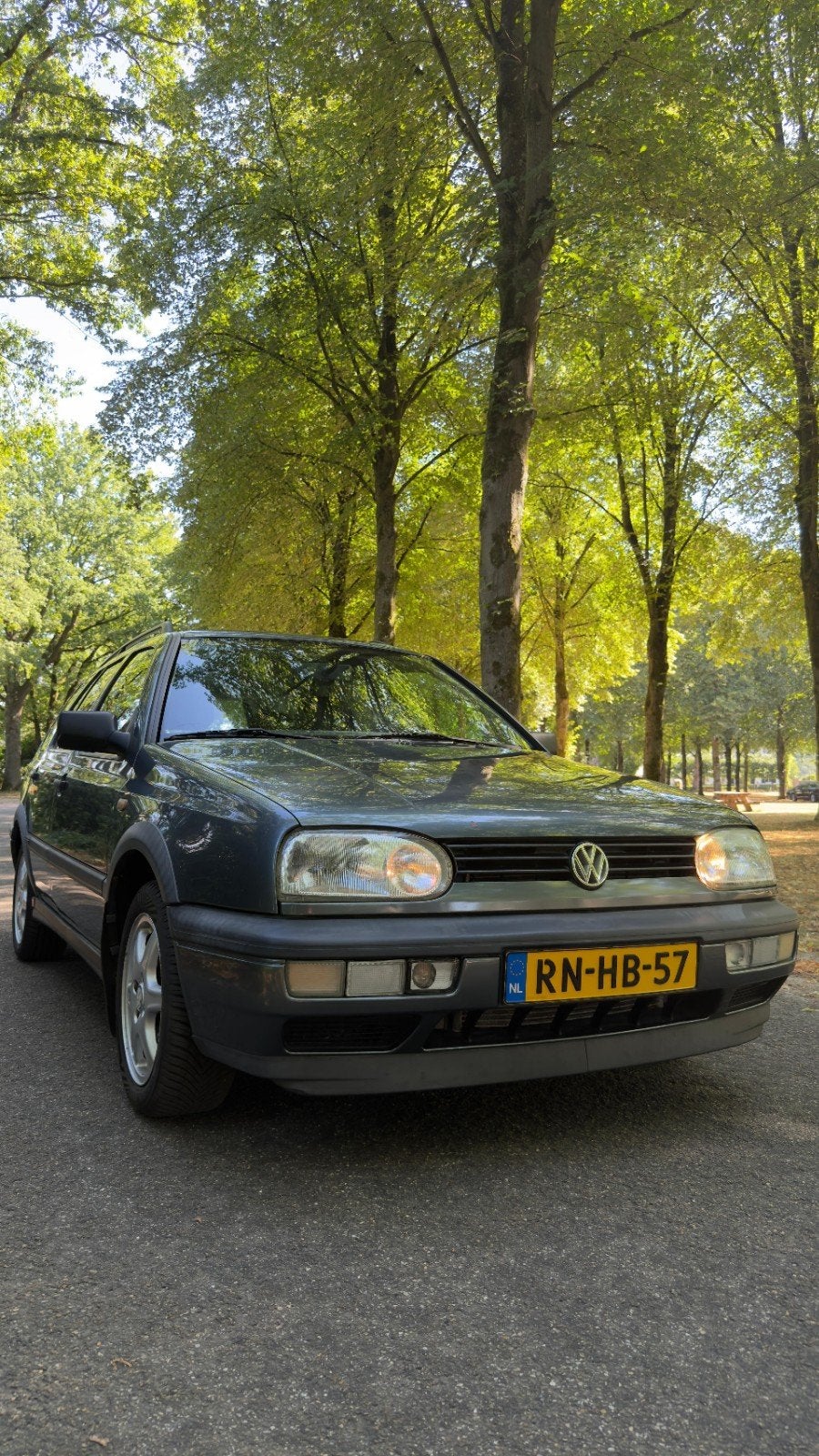 Volkswagen Golf 1.6 CL Variant 74KW 1997 Grijs, Auto's, Voorwielaandrijving, 4 cilinders, 100 pk, 49 €/maand