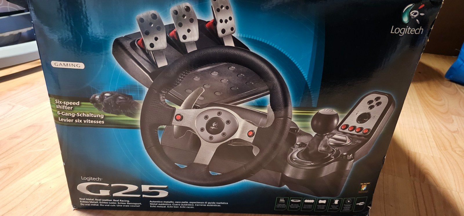 Logitech G25 racestuur (stuur, pedalen en versnellingsbak), Spelcomputers en Games, Ophalen, Racestuur, Gebruikt, Force feedback
