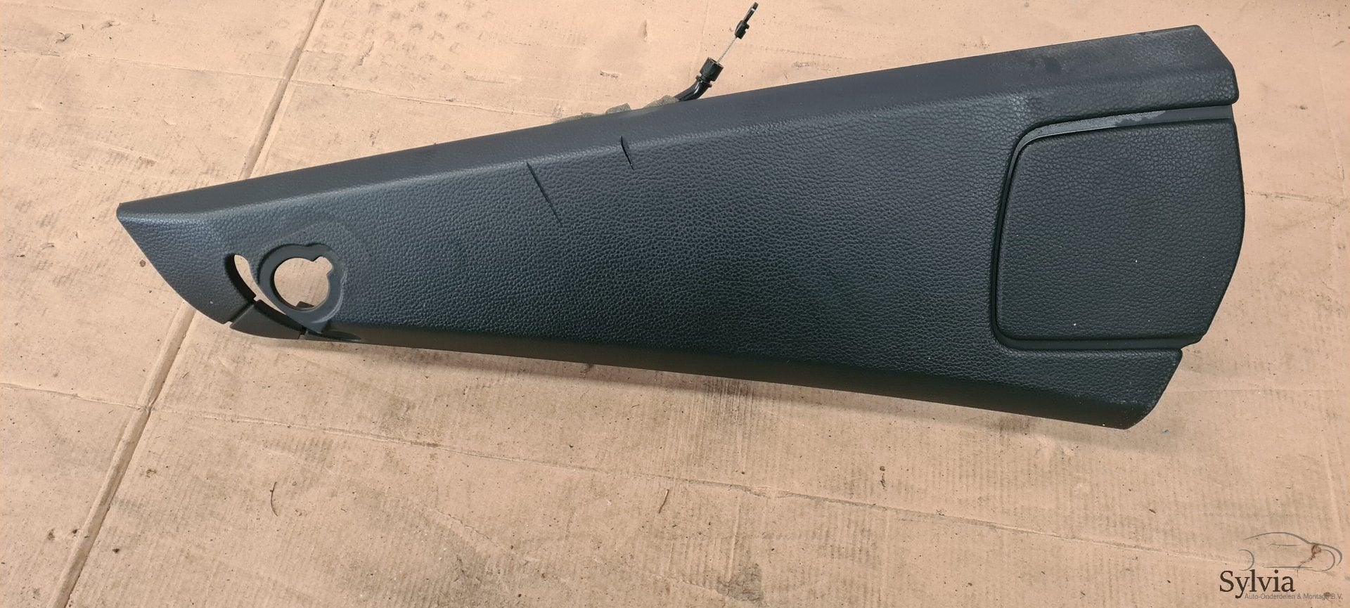 Afdekking zijbekleding achter rechts 1 serie BMW E88 9128774, Auto-onderdelen, Interieur en Bekleding, Gebruikt, -, -, Ophalen of Verzenden