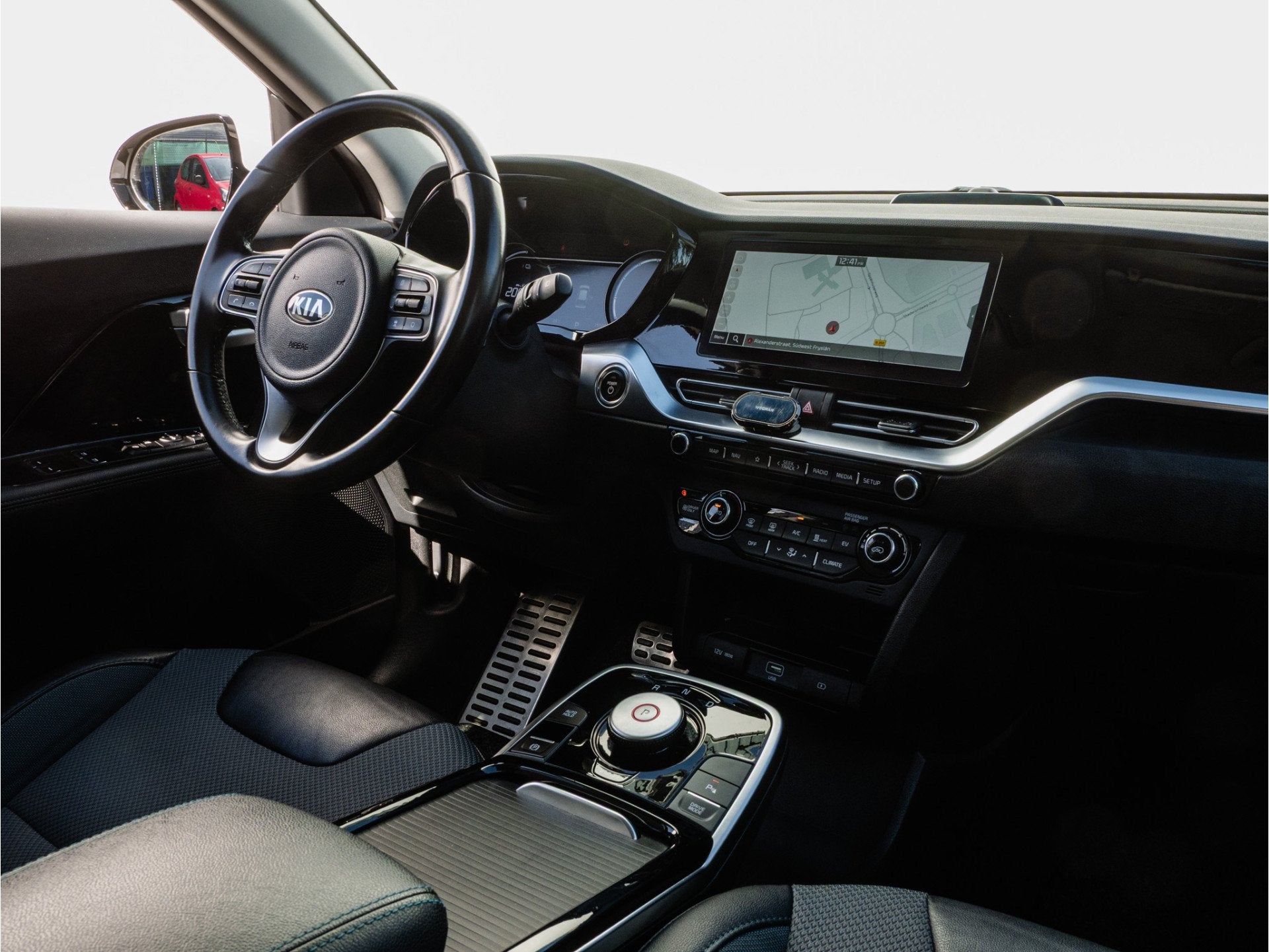 Kia e-Niro Edition 64 kWh SOH 100% Camera/ Carplay/ Navigati, Auto's, Gebruikt, Zwart, 1712 kg, Met garantie (alle)