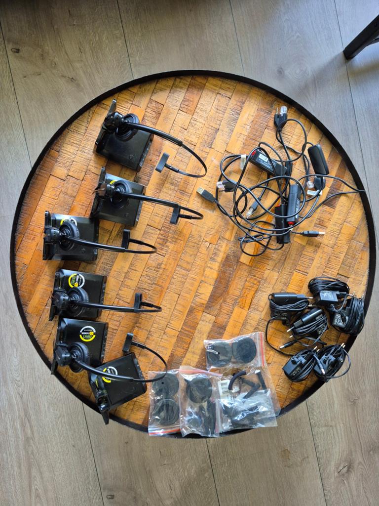 Plantronics Headsets met Oplaadstation - Set van 6, Computers en Software, Headsets, Gebruikt, Plantronics, On-ear, Ophalen of Verzenden