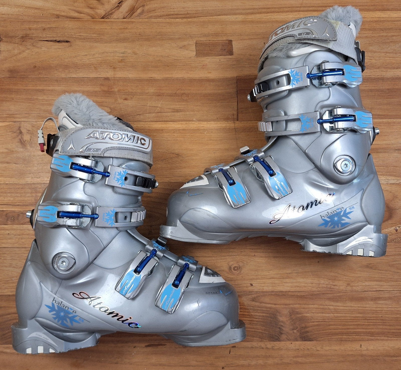 atomic ski schoenen maat 39-40, 160 tot 180 cm, Schoenen, Ophalen of Verzenden, Zo goed als nieuw
