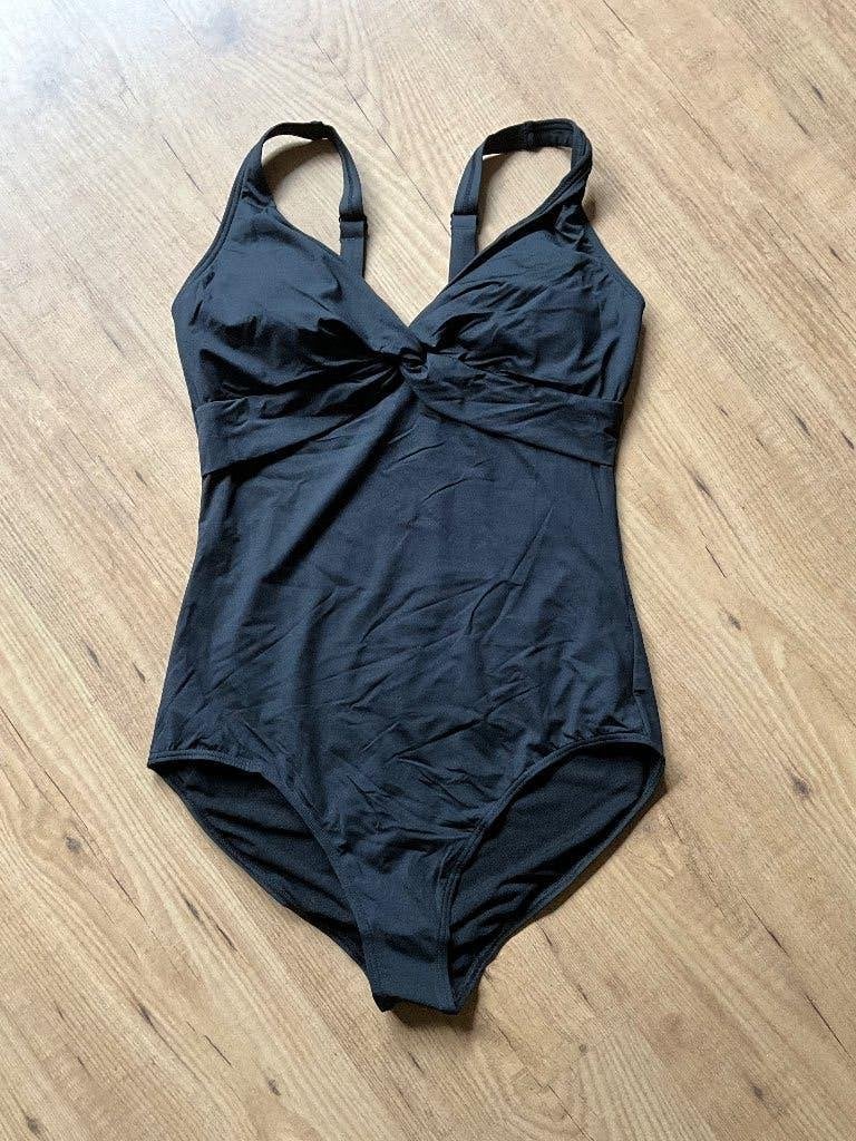 BEACHWAVE badpak met knoopdetail zwart maat 44, Verzenden, Zwart, Nieuw, Emmen