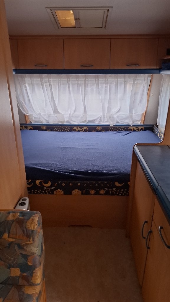 Foto 6 van Hobby 400 SF De Luxe 1998 richtprijs is 4000 euro