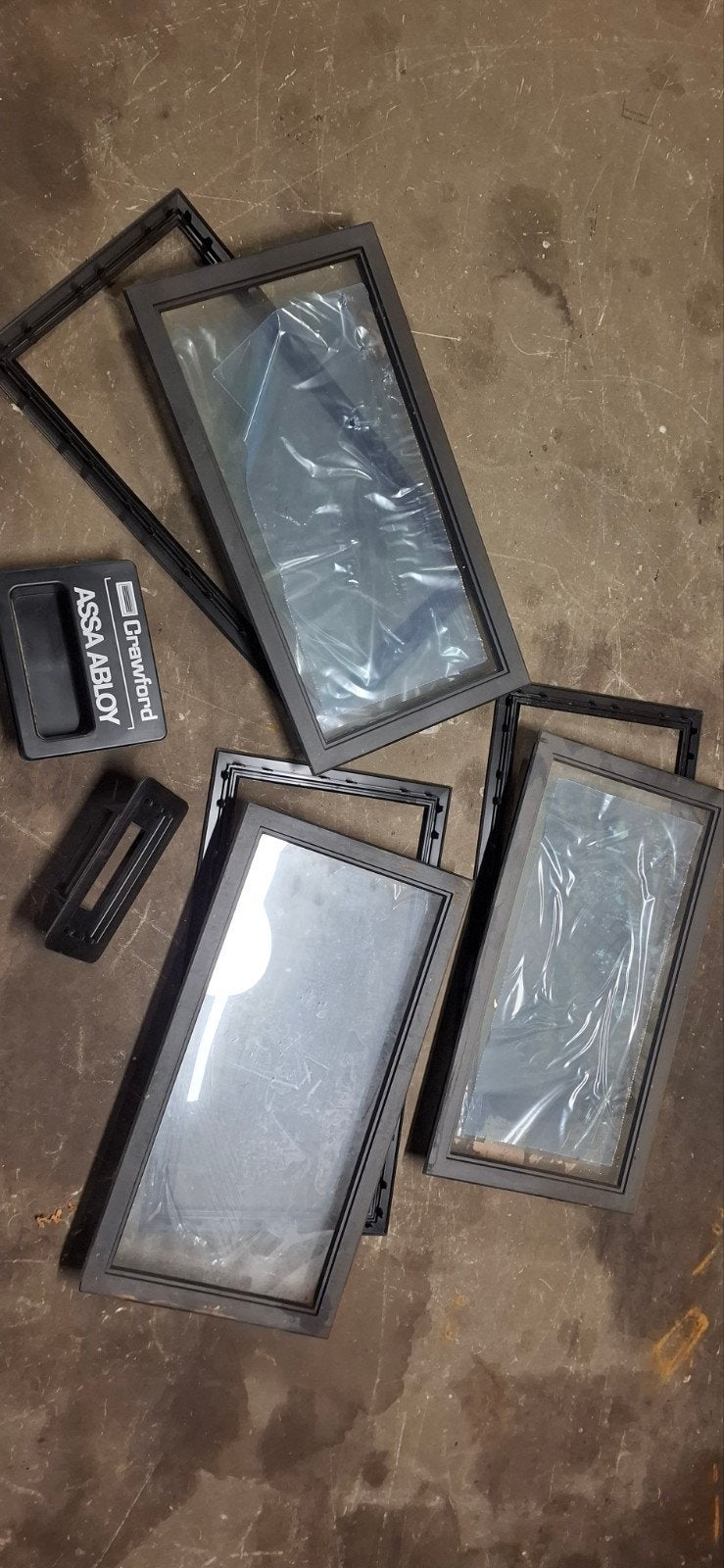 Crawford Assa Abloy Ramen en Handgrepen, Ophalen, Gevelraam of Ruit, Minder dan 80 cm, Minder dan 80 cm