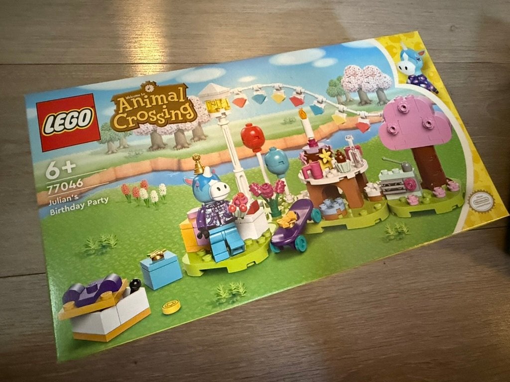Lego 77046 Julian's Birthday Party Animal Crossing, Ophalen of Verzenden, Zo goed als nieuw