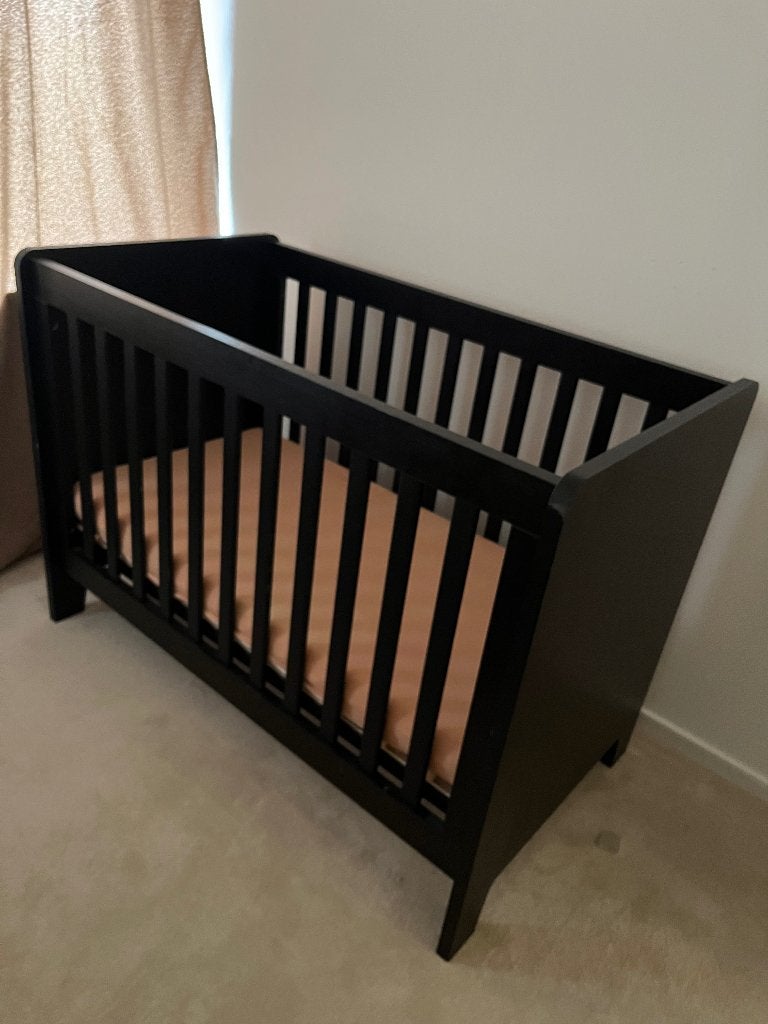 GRATIS Baby bed zwart, Ophalen, Gebruikt, Minder dan 140 cm, Minder dan 70 cm