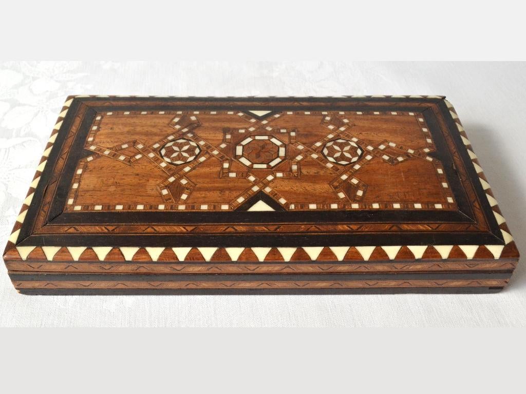 Ingelegd houten Rokers kistje / Sigarettendoos, Noord-Afrika, Ophalen of Verzenden, Gebruikt, Tabaksdoos of Verpakking
