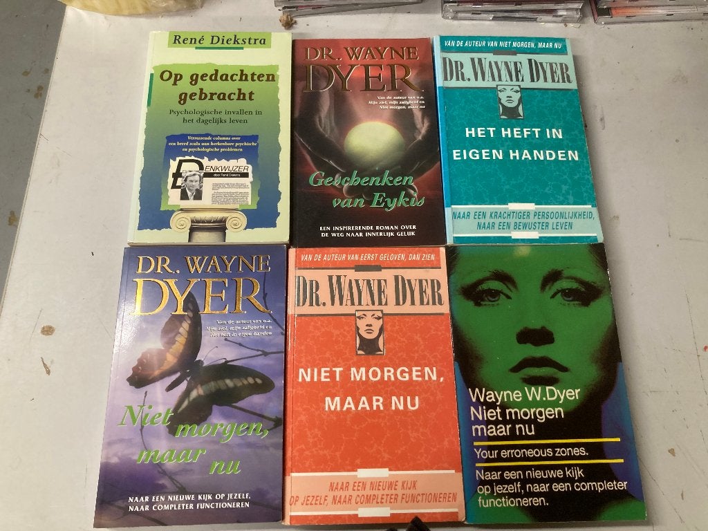 T.K. nog 2 boeken van Dr. Wayne Dyer Zie actuele lijst, Gelezen, Spiritualiteit algemeen, Overige typen, Dr. Wayne Dyer