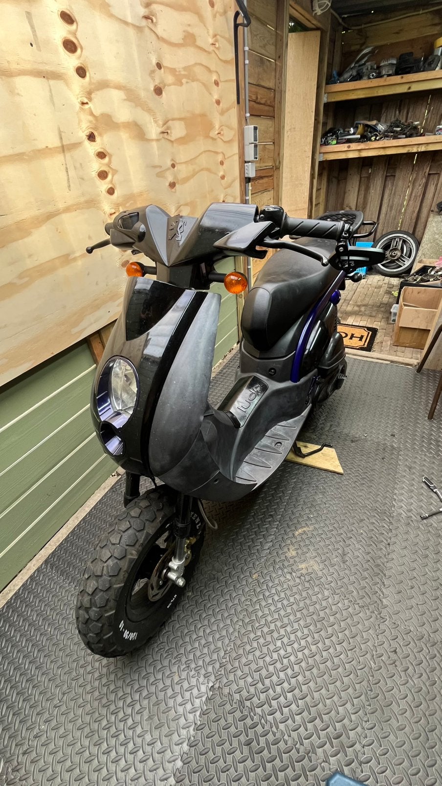 Peugeot ludix geel kenteken, Fietsen en Brommers, Tweetakt, Maximaal 45 km/u, 70 cc, Zo goed als nieuw