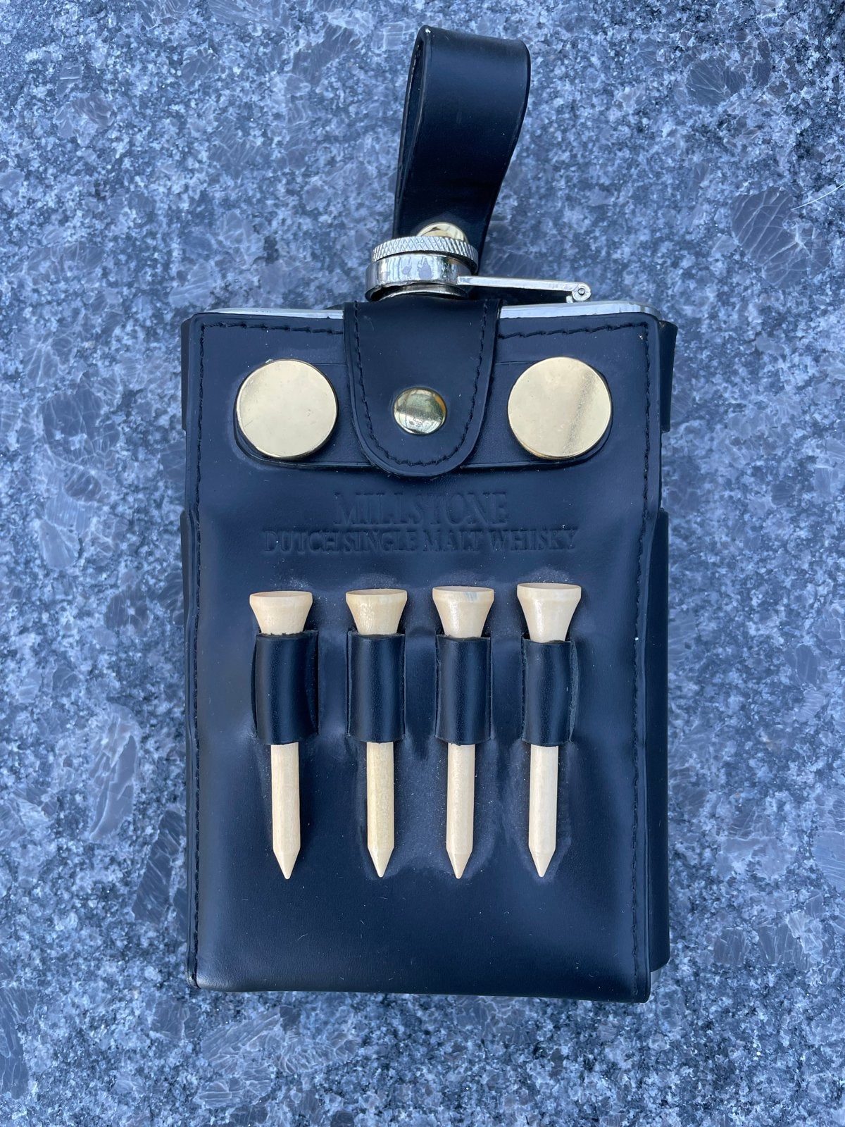 Millstone Golf Set: Heupfles, Tees & Ball Markers, Ophalen of Verzenden, Nieuw, Overige typen, Overige merken