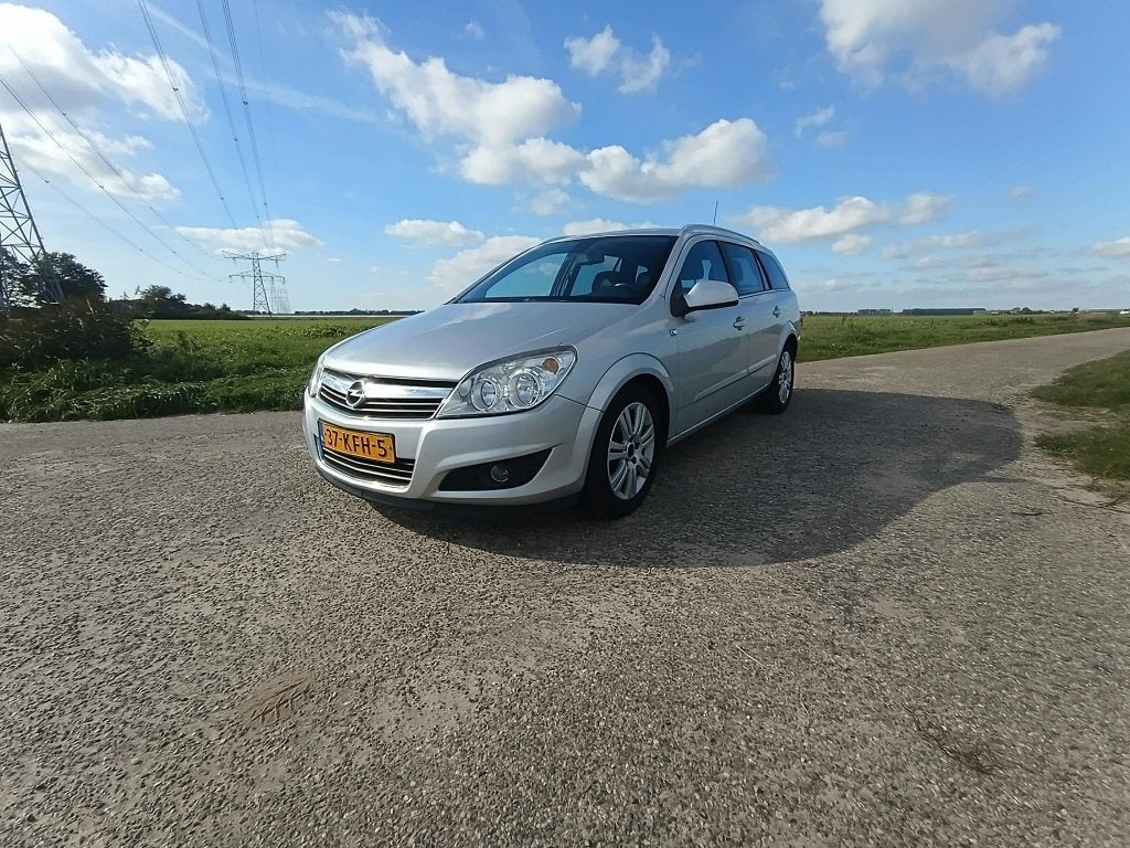 Opel Astra 1.7 Cdti 81KW St.wgn. 2009 Grijs, Voorwielaandrijving, Zwart, 4 cilinders, 1686 cc