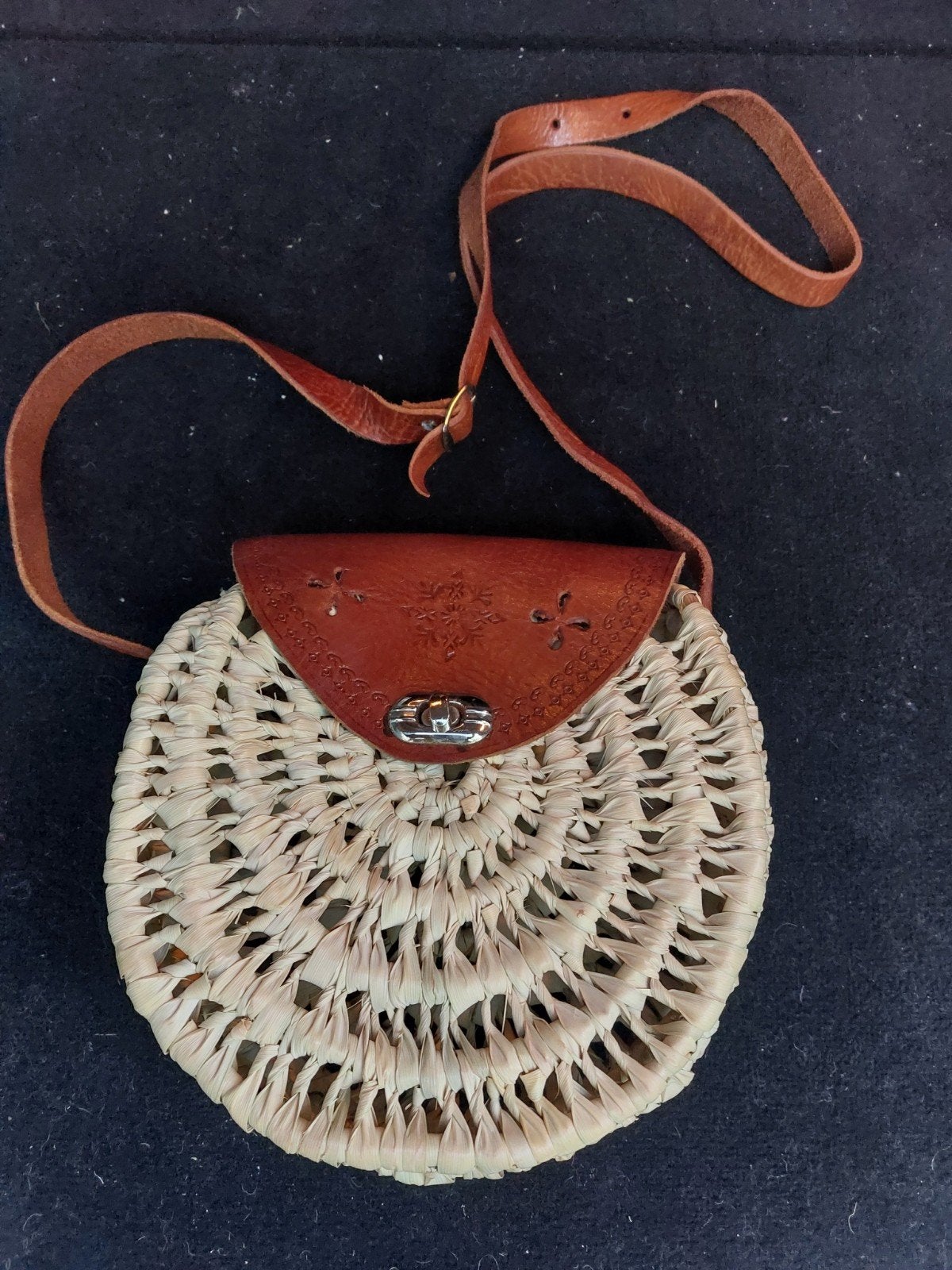 Ronde Rieten Schoudertas, Sieraden, Tassen en Uiterlijk, Tassen | Schoudertassen, Ophalen of Verzenden, Gebruikt, Overige kleuren