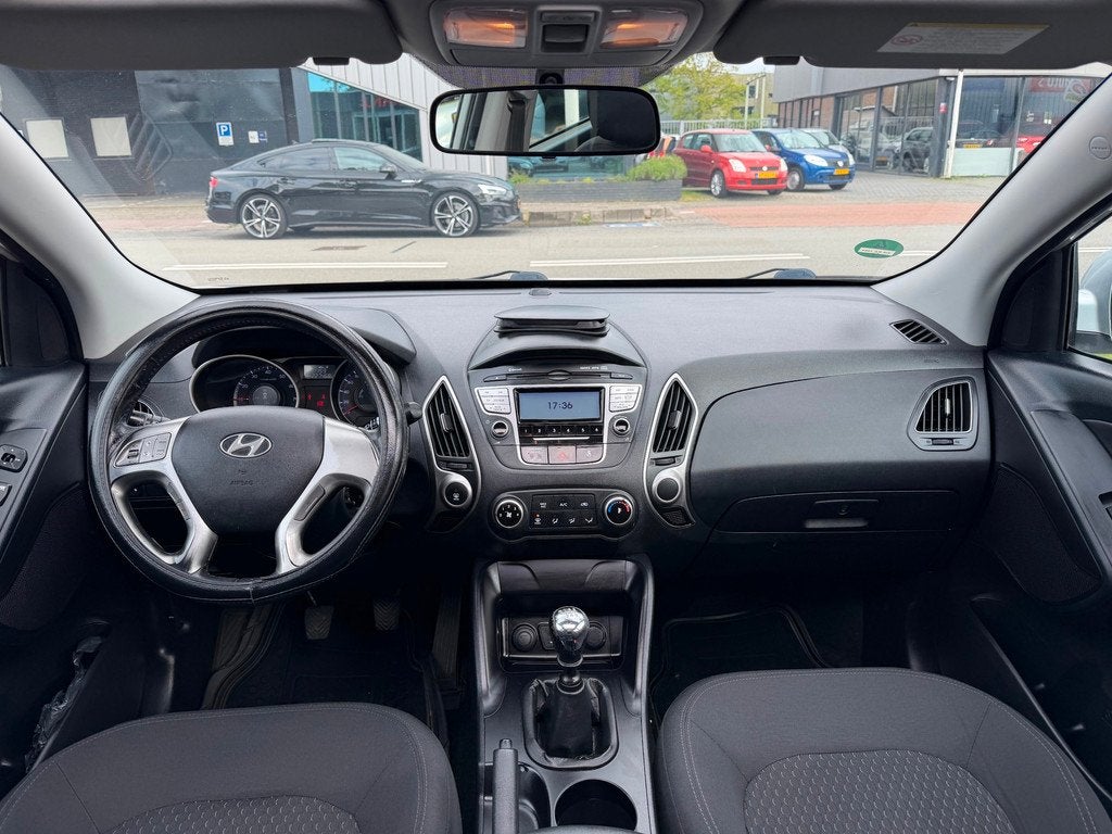Hyundai IX35 1.6i GDI Active/ Clima/Panorama Dak/Pdc/Nieuw A, Auto's, Hyundai, Euro 5, 135 pk, Gebruikt, 1591 cc