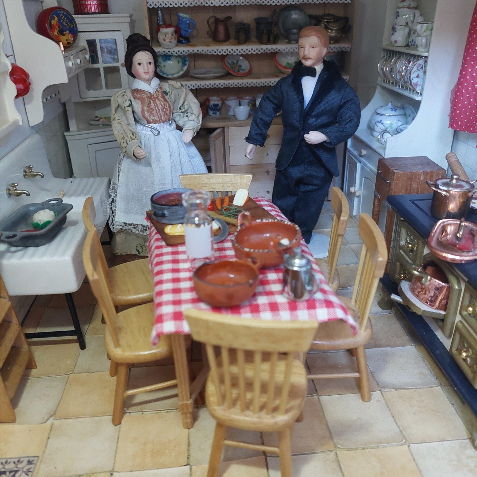 theepot voor poppenhuis, Ophalen of Verzenden, Zo goed als nieuw, Poppenhuis