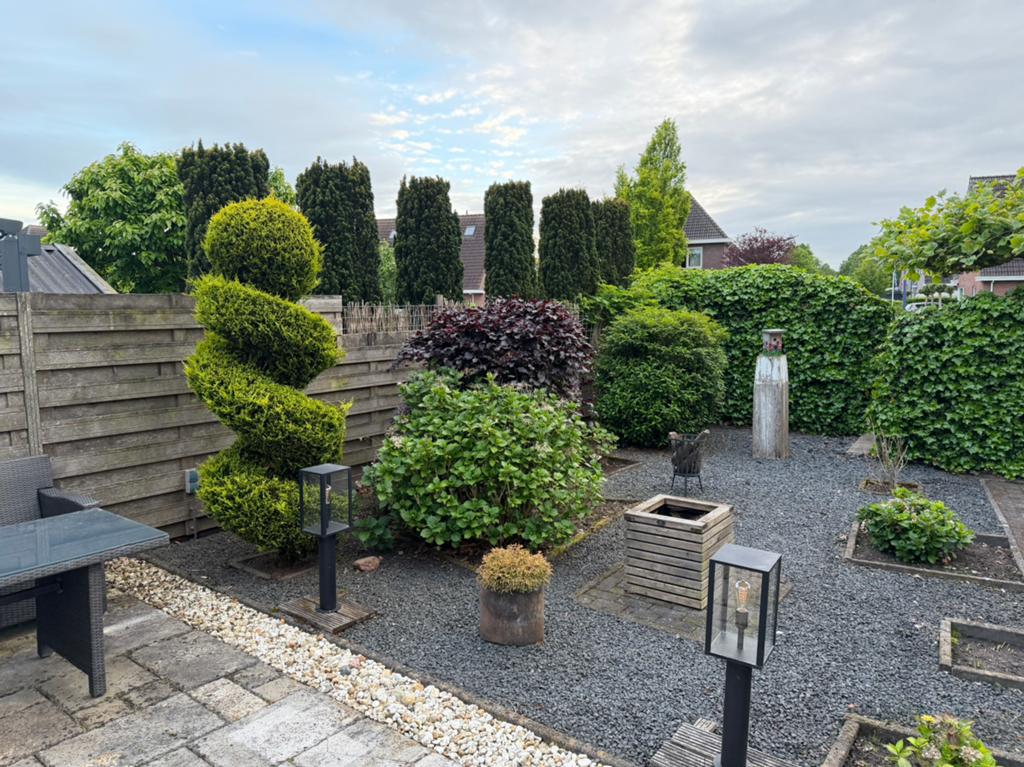 Gezocht tuinman -/ vrouw, Tuinonderhoud of Snoeiwerk