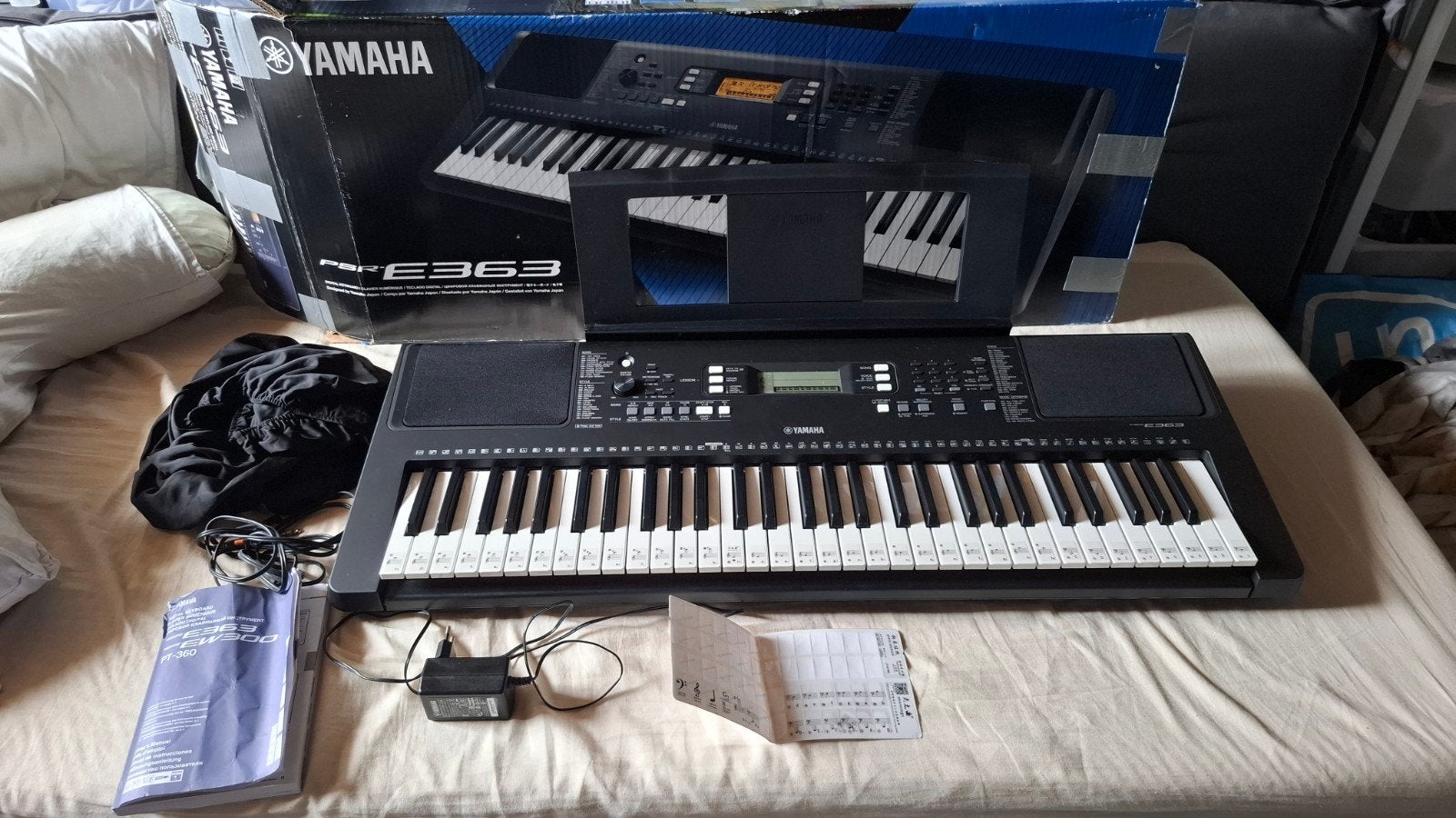 yamaha psr-e363 keyboard te koop bijna niet gebruikt, Muziek en Instrumenten, Ophalen, Zo goed als nieuw, 61 toetsen, Yamaha