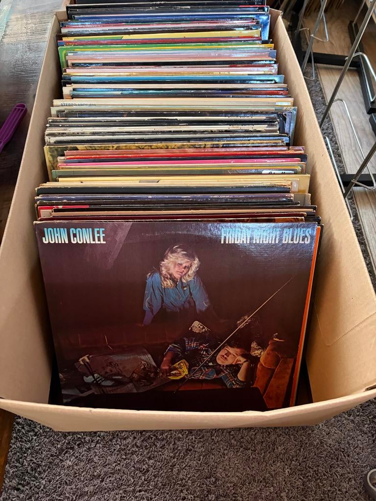 Doos met ruim 100 lp's - Gospel en Countrymuziek, Ophalen, Gebruikt