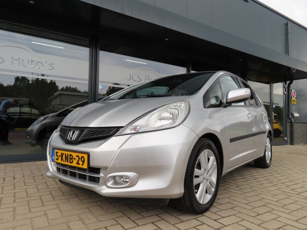 Honda JAZZ 1.4 Comfort Plus Ecc Cruise Pdc Trekhaak 2013, Auto's, Voorwielaandrijving, Euro 5, 450 kg, 4 cilinders