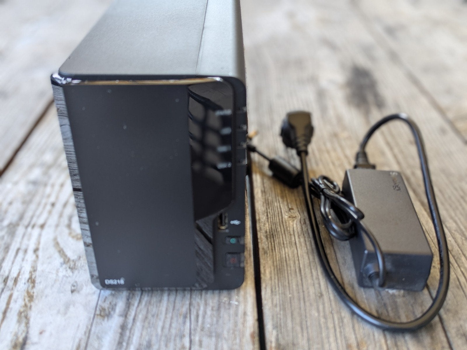 Synology DS218 NAS met 2x 2TB WD Red harde schijven, Computers en Software, NAS, Ophalen of Verzenden, Zo goed als nieuw