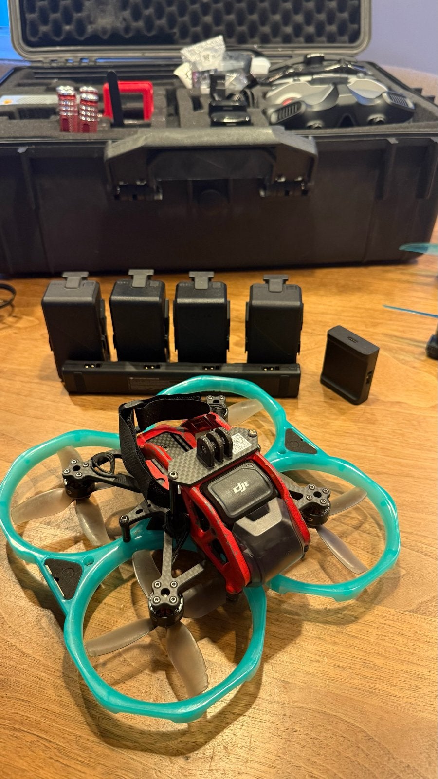 DJI Avata axisflying 3.5 + 4x batterijen en oplaad rail, Audio, Tv en Foto, Cameradrone, Extra accu('s), Ophalen of Verzenden
