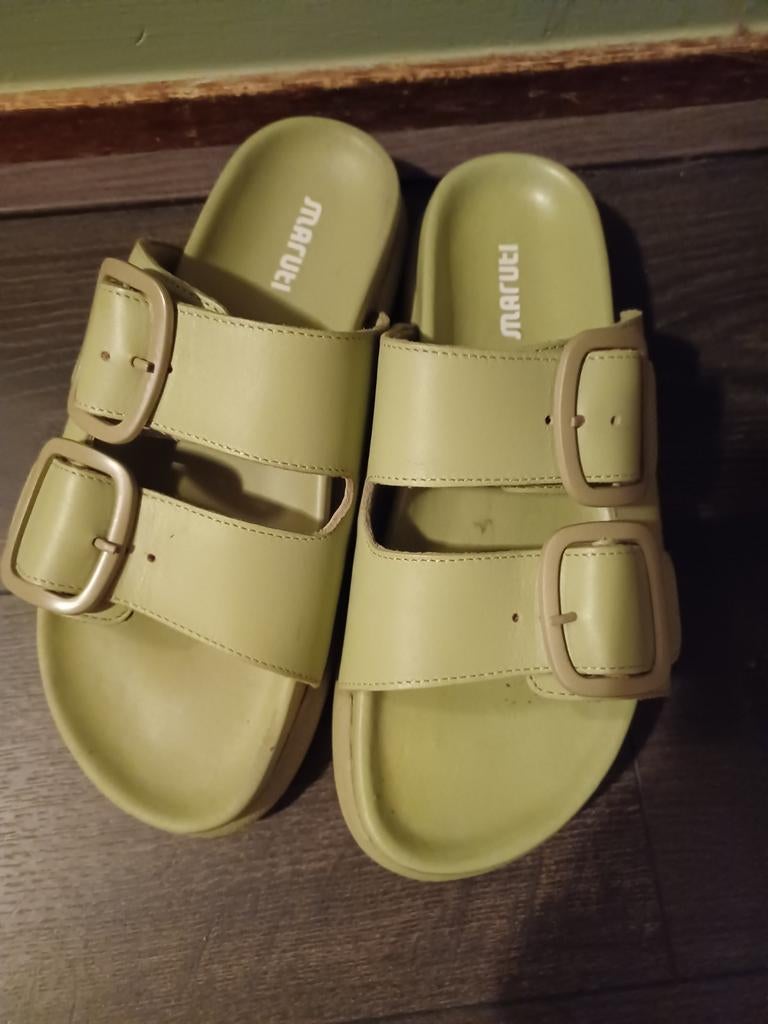 Maruti slippers - Mooi groen - Zo goed als nieuw, Ophalen