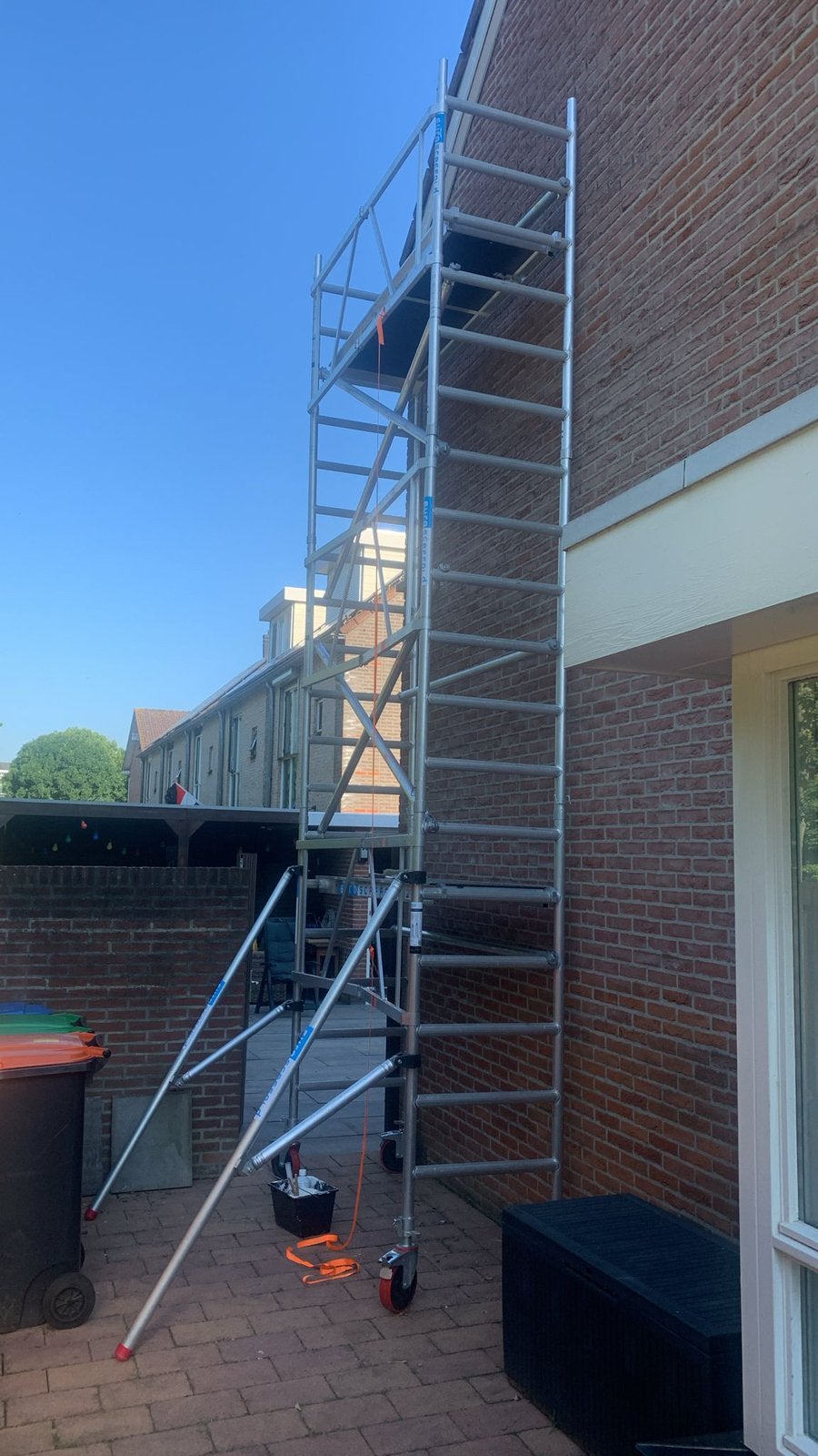 Rolsteiger 6,2m werkhoogte te huur locatie poortugaal, Ophalen, Zo goed als nieuw, Rolsteiger of Kamersteiger, 5 meter of hoger