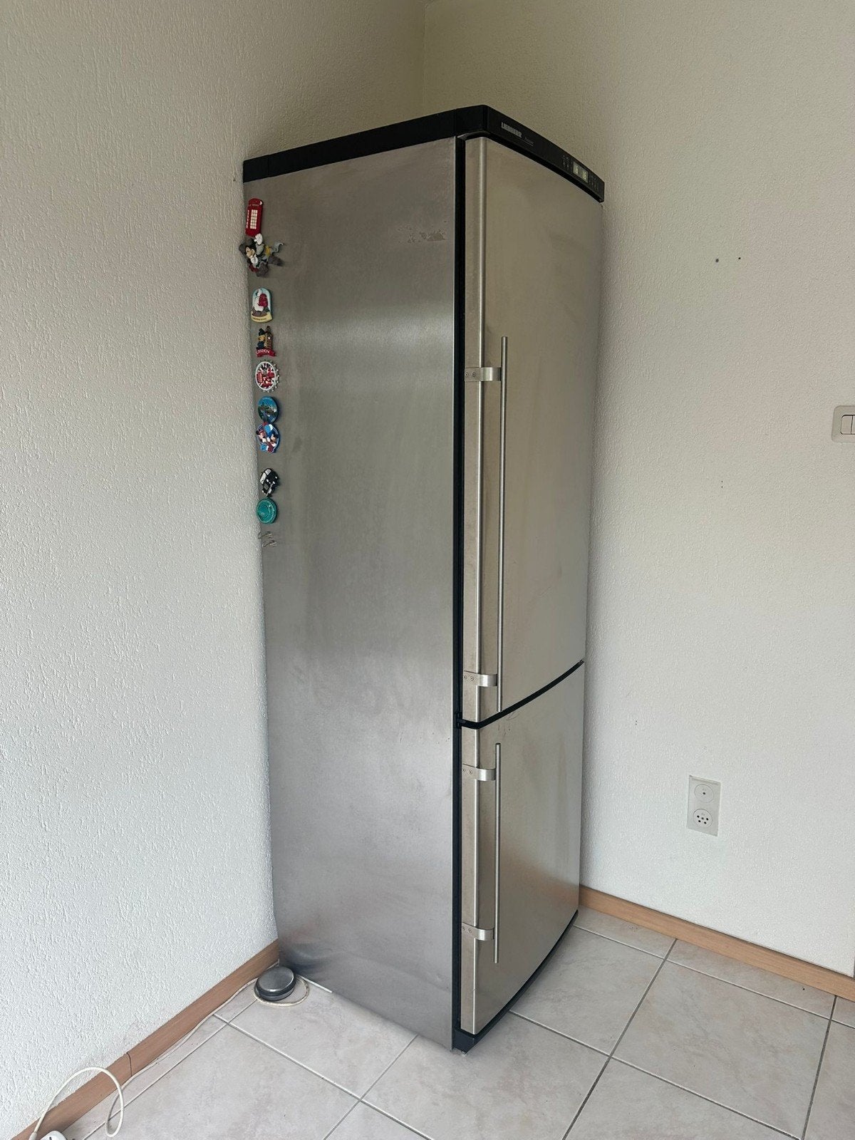 Koelkast met aparte vriezer - werkt goed, Witgoed en Apparatuur, Koelkasten en IJskasten, Ophalen, 150 tot 200 liter, Gebruikt