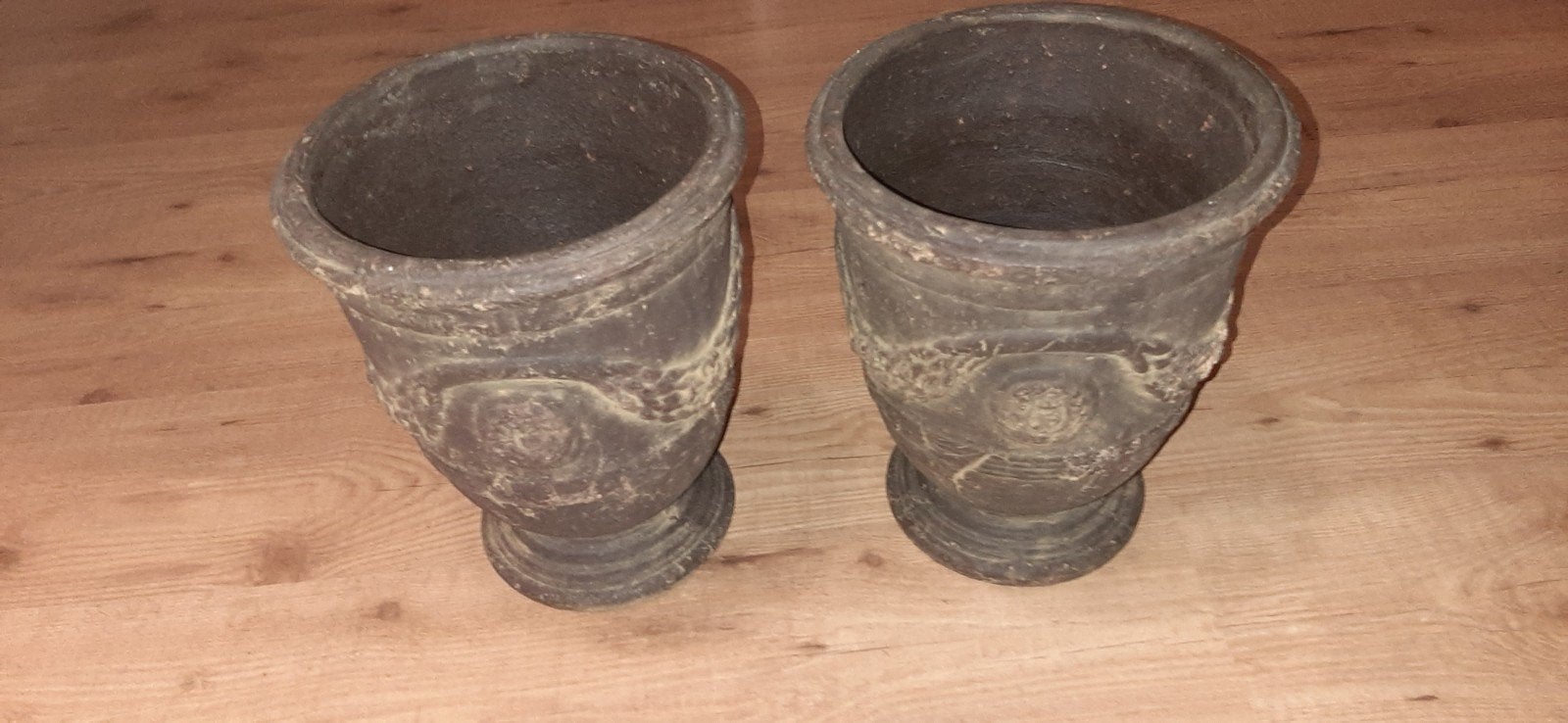 Twee grote bloem- decoratie potten, sober, landelijk, Hoffz, Ophalen, Gebruikt, Bruin, Landelijk