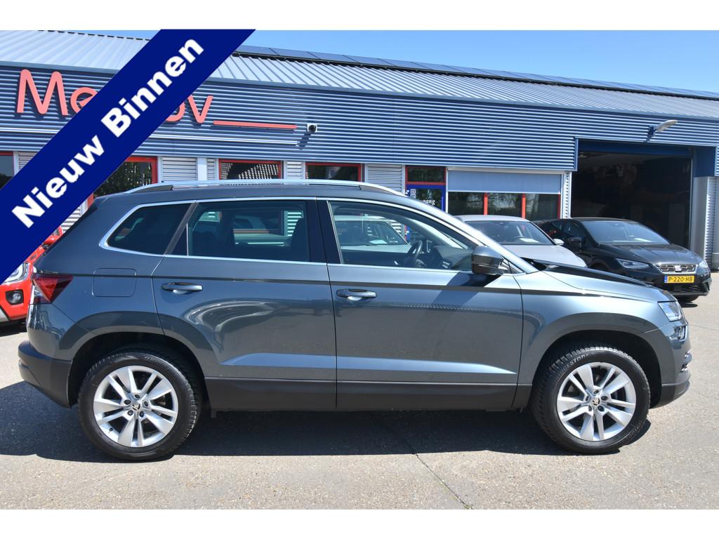 Skoda Karoq 1.0 TSI Business Edition Plus , TREKHAAK , CLIMA, Voorwielaandrijving, Stof, Gebruikt, Euro 6