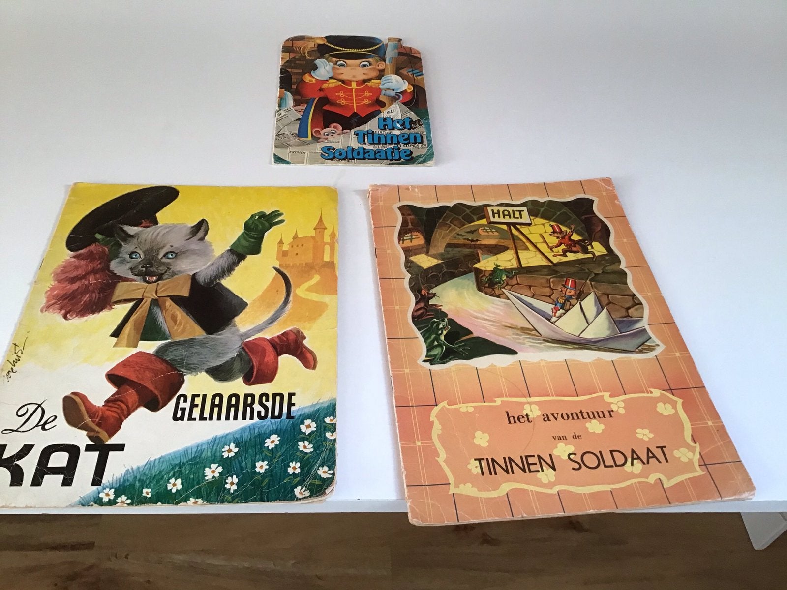 Het Tinnen Soldaatje & De Gelaarsde Kat - Vintage Boekjes, Ophalen of Verzenden, Gelezen