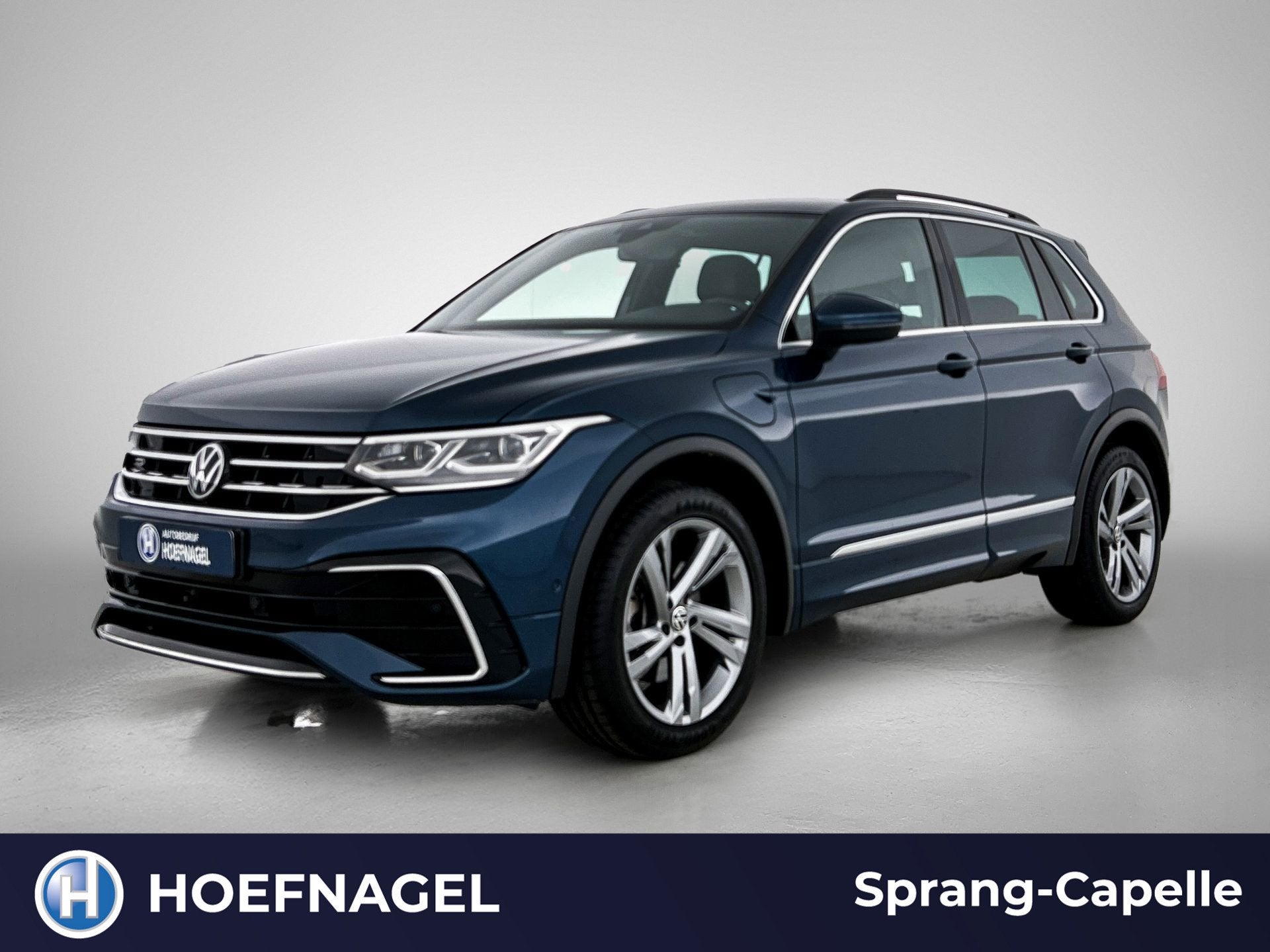 Volkswagen Tiguan 1.4 TSI eHybrid R-Line | Camera | CarPlay, Auto's, 1716 kg, 4 cilinders, 150 pk, Blauw