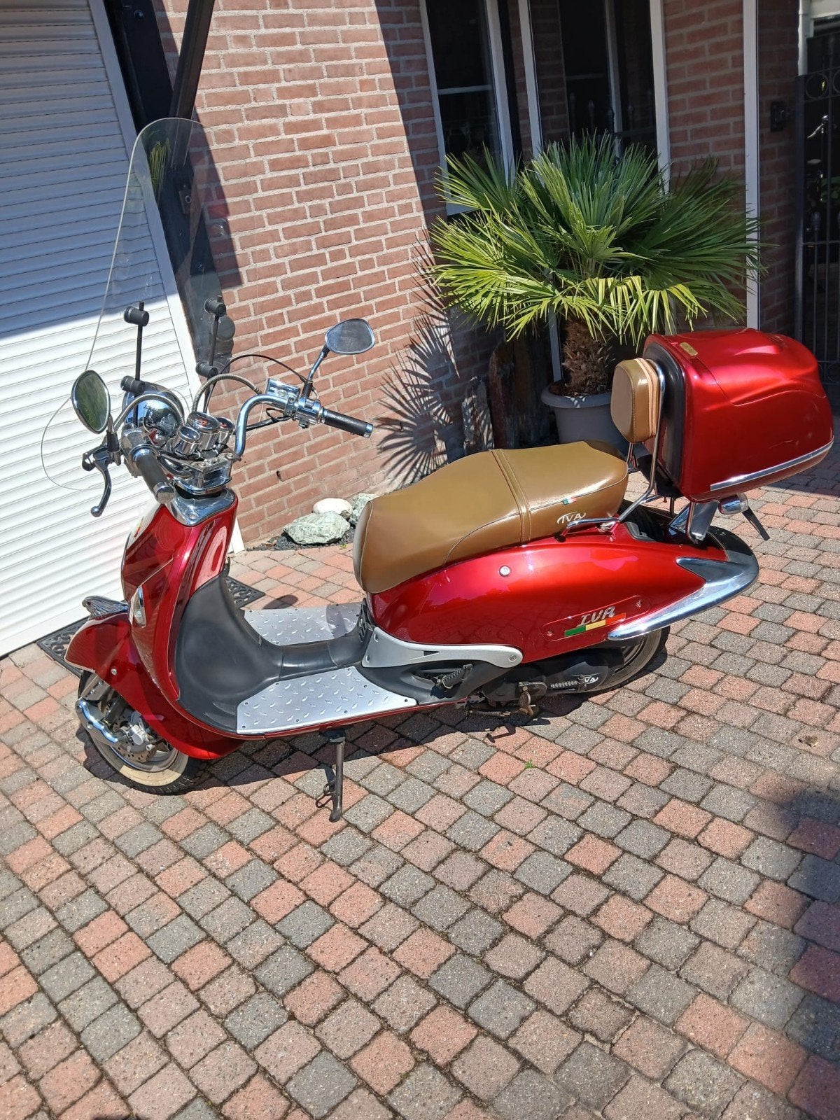 IVA Retro Scooter, Ophalen, Benzine