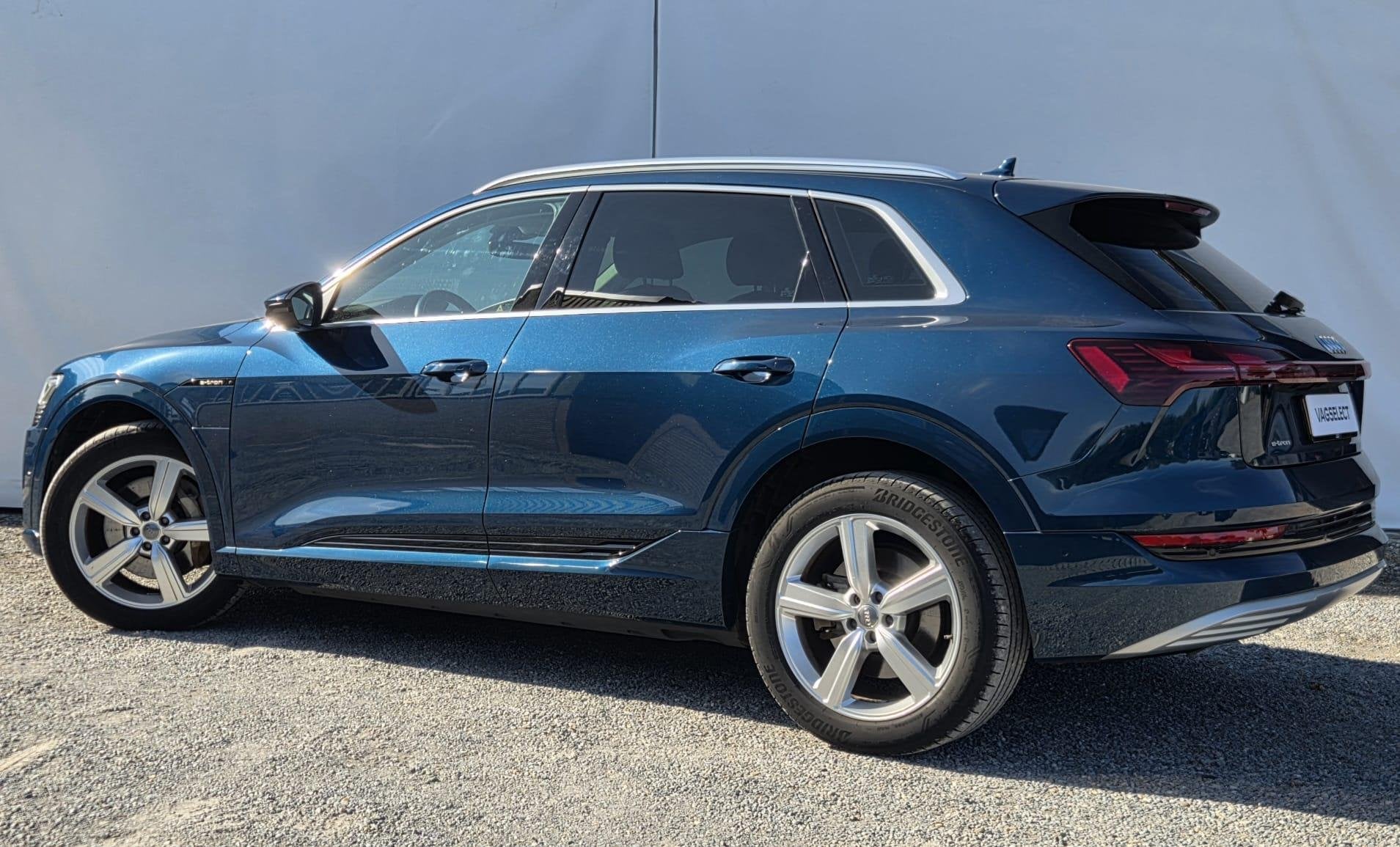 Audi e-tron e-tron 50 quattro Launch edition plus 71 kWh //, Auto's, Audi, Automaat, Blauw, Vierwielaandrijving, SUV of Terreinwagen